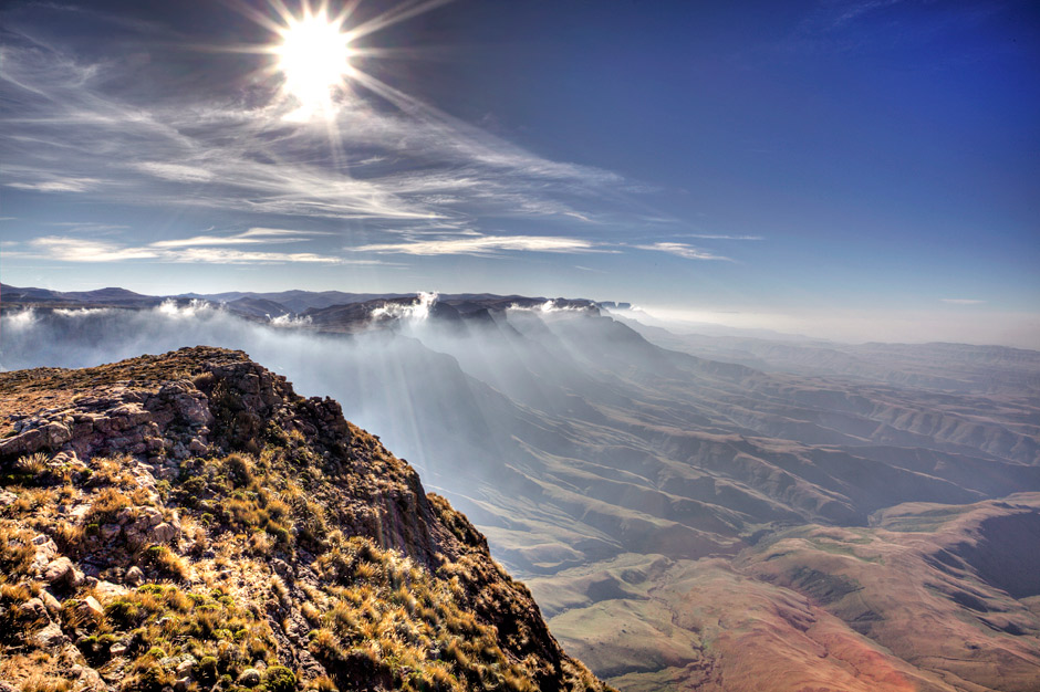 A view into the setting sun from Giant's Peak looking north towards Cathkin Peak