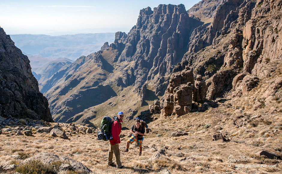 Top of Organ Pipes Pass. Starting the scary descent and about to turn left and over The Camel. Tough way down with some hectic scrambling sections.