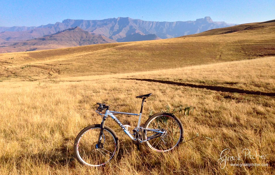 The trails extend up into the foothills of the Little Berg to give you a great vista of the Amphitheatre - the main attraction of the region.