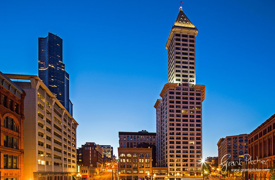 Seattle's oldest skyscraper, The Smith Tower, and the tallest, more recent addition to the skyline, Columbia Center at 943ft. Seattle has a ceiling limit due to the nearby air traffic of 1000ft.