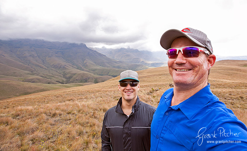 Keeping good spirits at the contour path and a bite to eat for lunch before heading to the base of Giants Pass